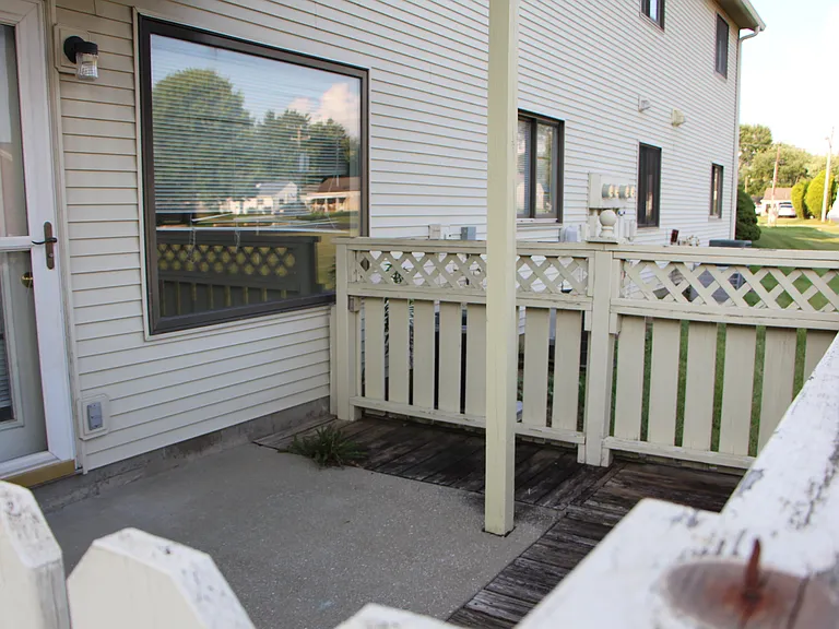 33B Keran Manor Ct #B — Photo 10