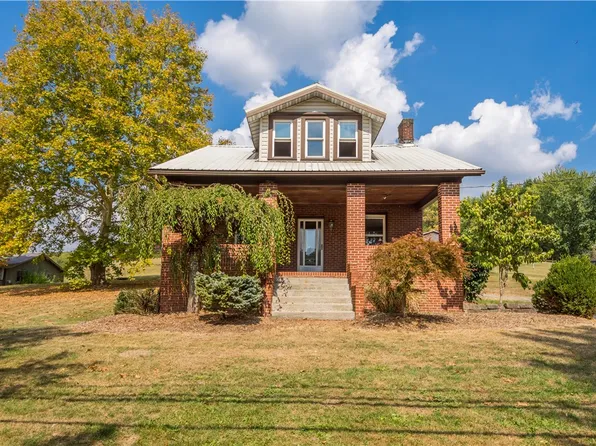 1075 E National Pike S, Washington, PA 15301