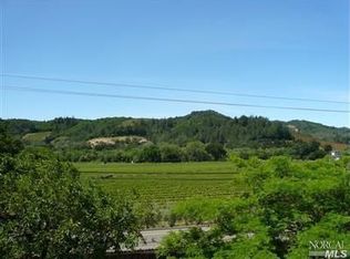 8880 Dry Creek Rd, Geyserville, CA 95441