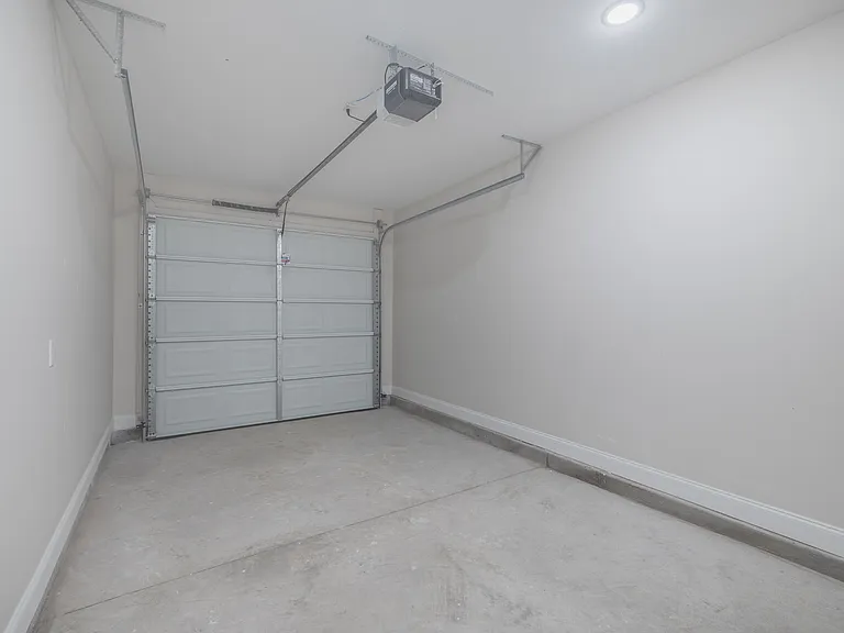 454 Wren Creek Ct — Photo 2