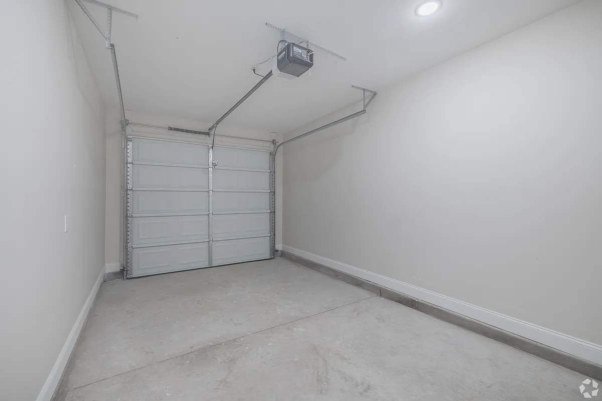 Building Photo - 454 Wren Creek Ct