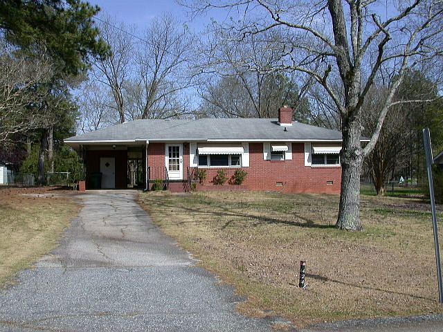 1st image of 424 Beechwood Cir