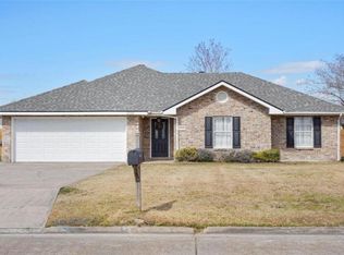 2539 Mary Ann Dr, Sulphur, LA 70663