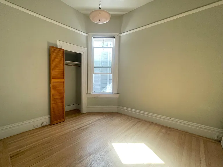 2761 Bryant St #1 — Photo 7