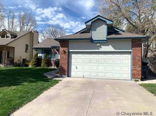 1724 Pinion Dr, Cheyenne, WY 82001