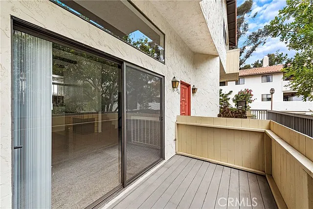 2 bed, 1600 sqft, $5,100 — Photo 4