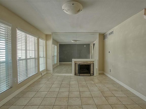 3rd image of 781 Country Place Dr APT 2010