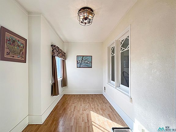 3rd image of 613 E Hill Ave