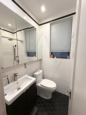 Sold by Owner | media 9