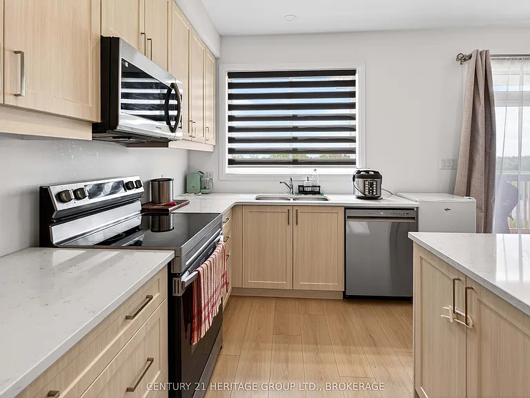 189 Superior Dr — Photo 20