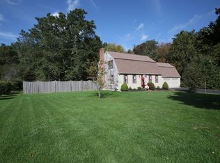 18 Pudding Brook Dr, Pembroke, MA 02359