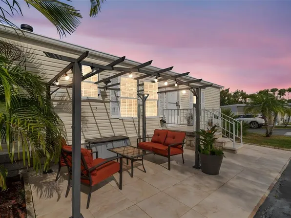 5800 29th Way N #23, Saint Petersburg, FL 33714