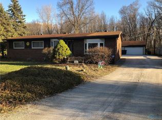 9105 Garden Rd, Maumee, OH 43537