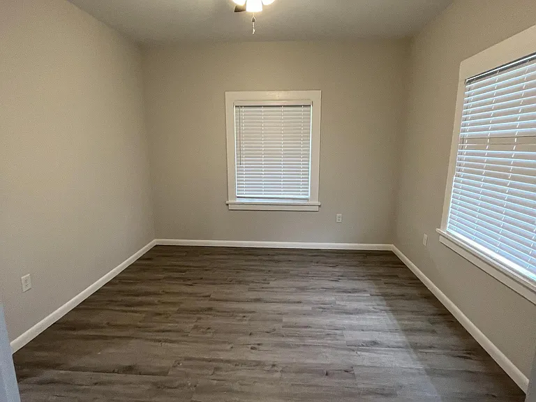 502 Crescent Ave — Photo 9