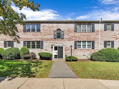 117-1 Lake Shore Rd FLOOR 1, Brighton, MA, 02135