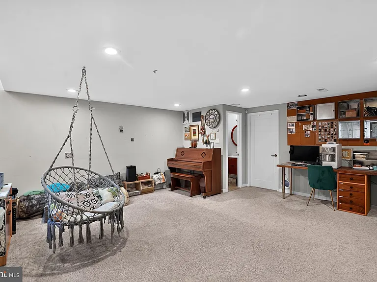 812 Lombard St #4 — Photo 26
