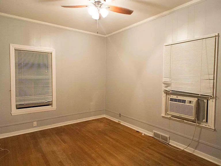1240 Broadway N #2 — Photo 4