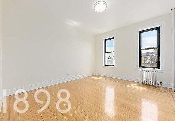 4th image of 4705 45th St APT F10