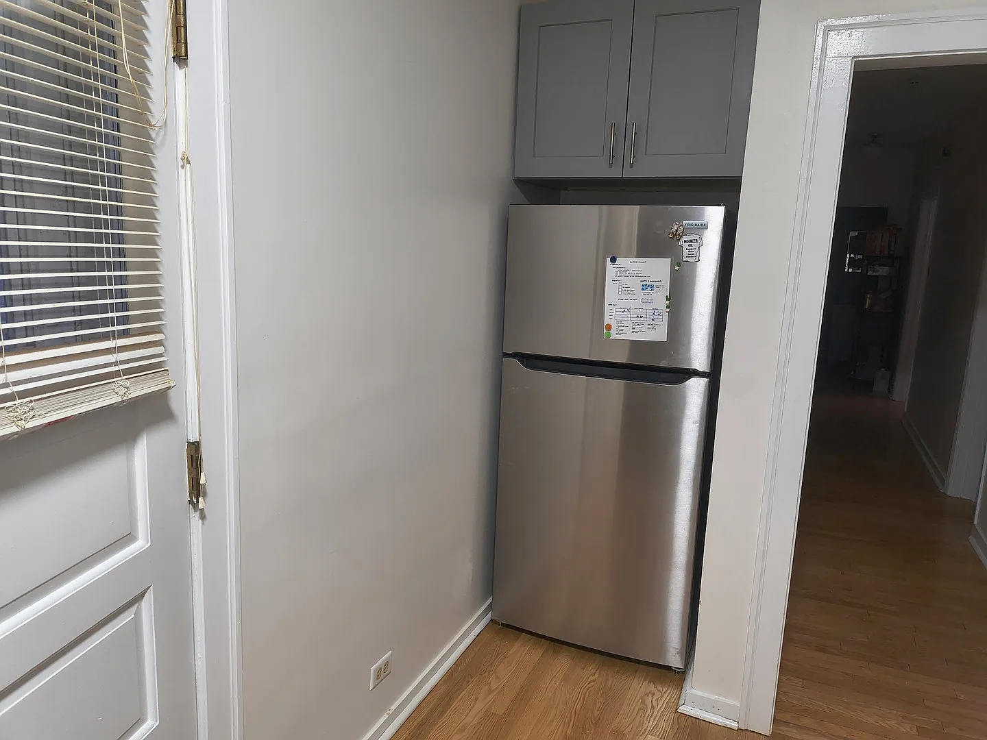 4 bed, 1300 sqft, $5,250 — Photo 3