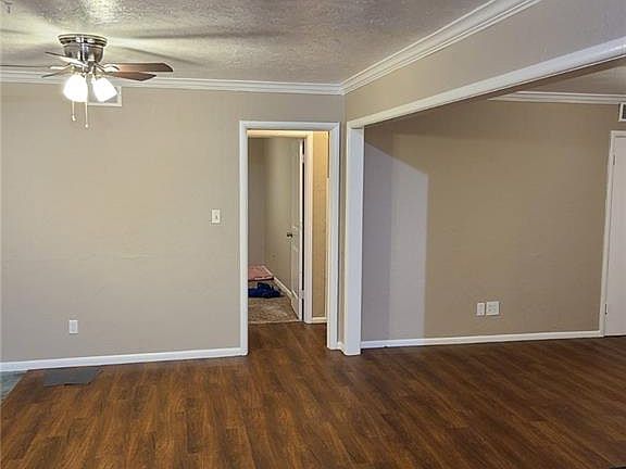 5th image of 509 SW 42nd St