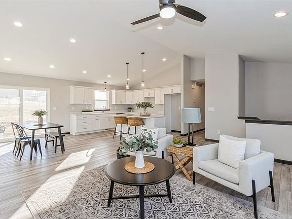 2nd image of 187 Karen Dr
