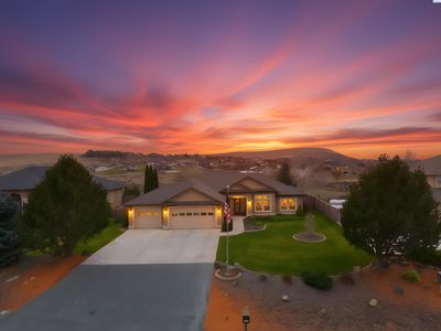 16006 S Fairview Loop, Kennewick, WA, 99338