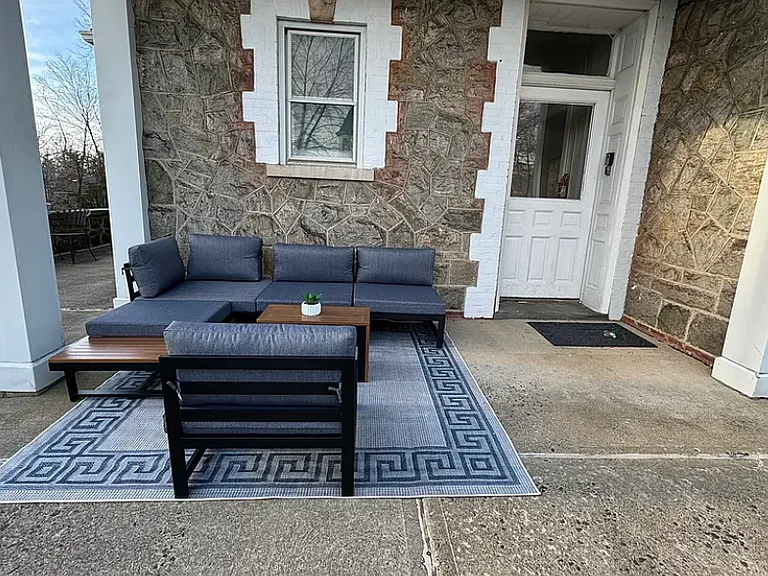 19 Euclid Ave #4 — Photo 8