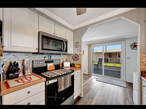3rd image of 20 Quilla Ct #563