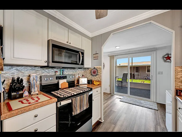 20 Quilla Ct #563 — Photo 3