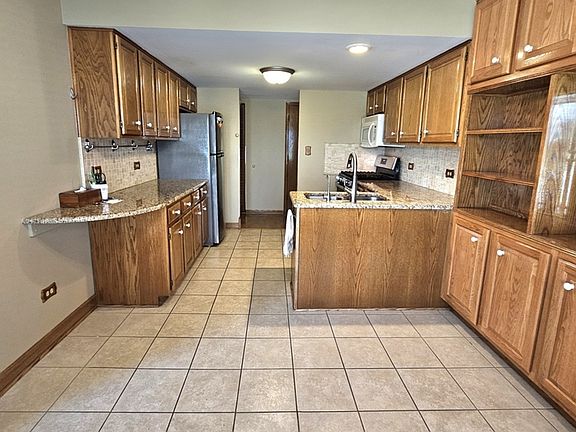 4th image of 1436 Berta Dr