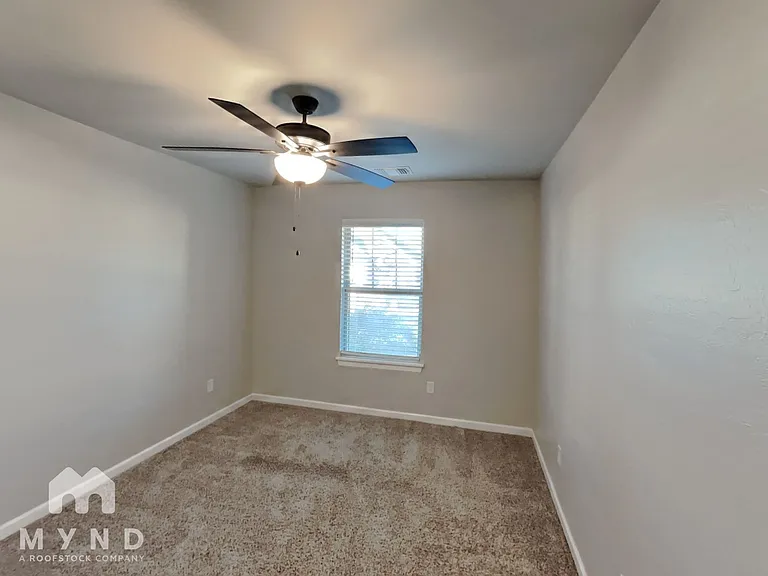 5400 Riverrun Ct — Photo 15