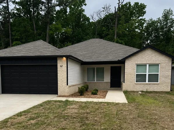 767 Gussy Ln, Benton, AR 72019