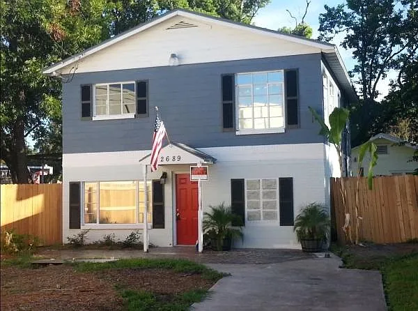 2 bed, 1000 sqft, $1,795 — Photo 2