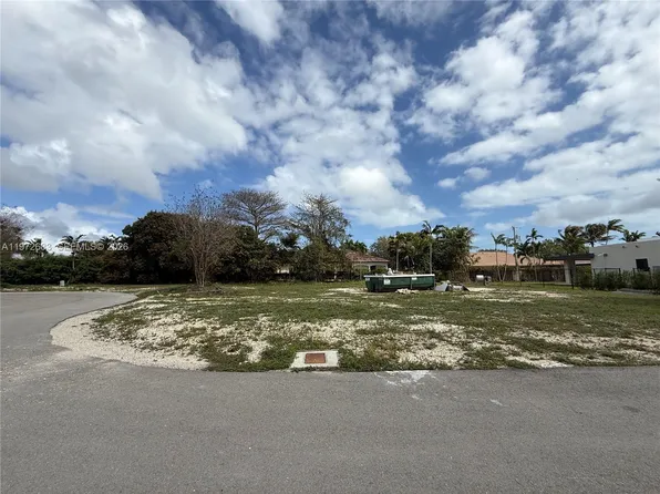 12641 SW 93rd Ct, Miami, FL 33176