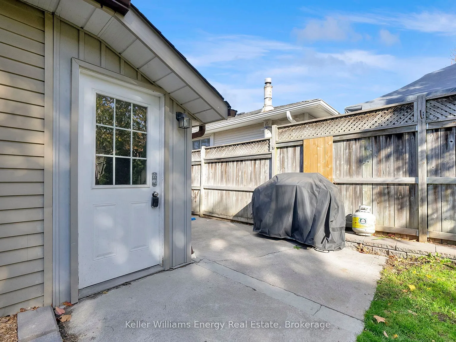 2 bed, $1,449 — Photo 4