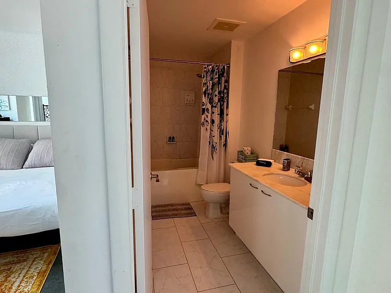 133 NE 2nd Ave #810 — Photo 38