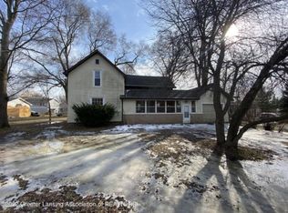 609 Olive Rd, Saint Louis, MI 48880