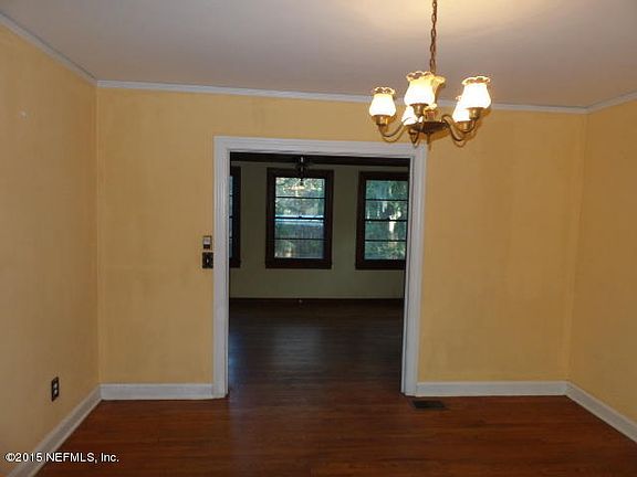 2nd image of 1515 Murray Dr