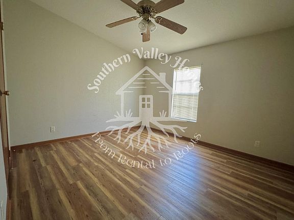 2nd image of 190 Dan Sparrow Rd