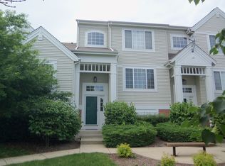 2338 Twilight Dr, Aurora, IL 60503