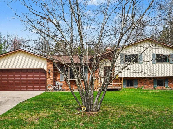1665 E Chippewa River Rd, Midland, MI 48640