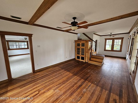 3rd image of 4295 Indian River Dr