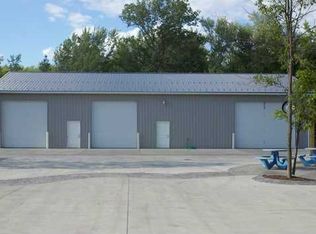 6301 Moncton Dr, Hamburg, NY 14075