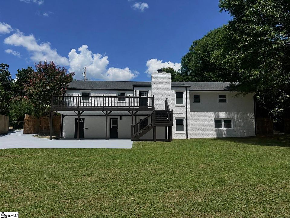 1st image of 300 Hermitage Rd