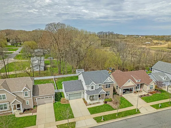 4520 Bellingrath St, Mc Farland, WI 53558