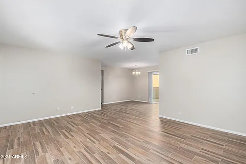 2612 E Lemon St Photo 1