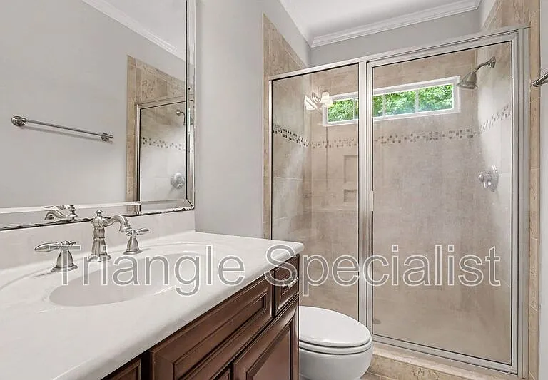 6121 Carlyle Dr — Photo 34