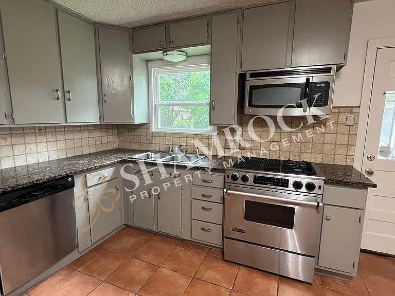 4005 Morrow Ave — Photo 6