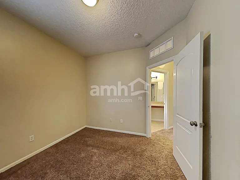 11390 Oaklawn Rd — Photo 19