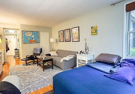 3rd image of 345 E 54th St APT 1B